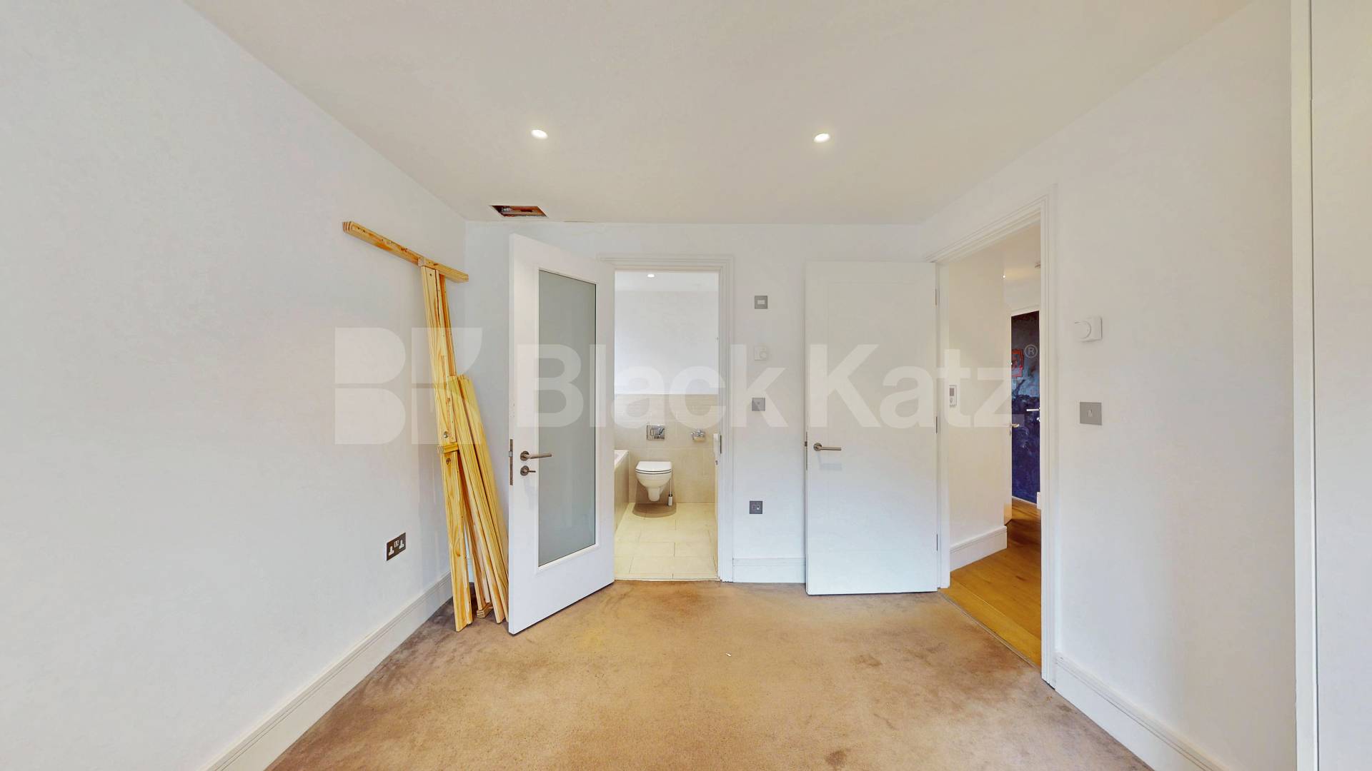 Spacious 3 bed 3 bath apartment set in a beautiful location  Adelaide Road, Primrose Hill / Chalk Farm